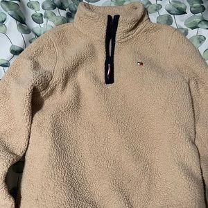 Tommy Hilfiger half zip up